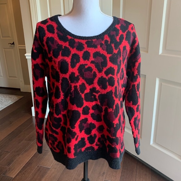 Red and black leopard print sweater - Picture 1 of 3